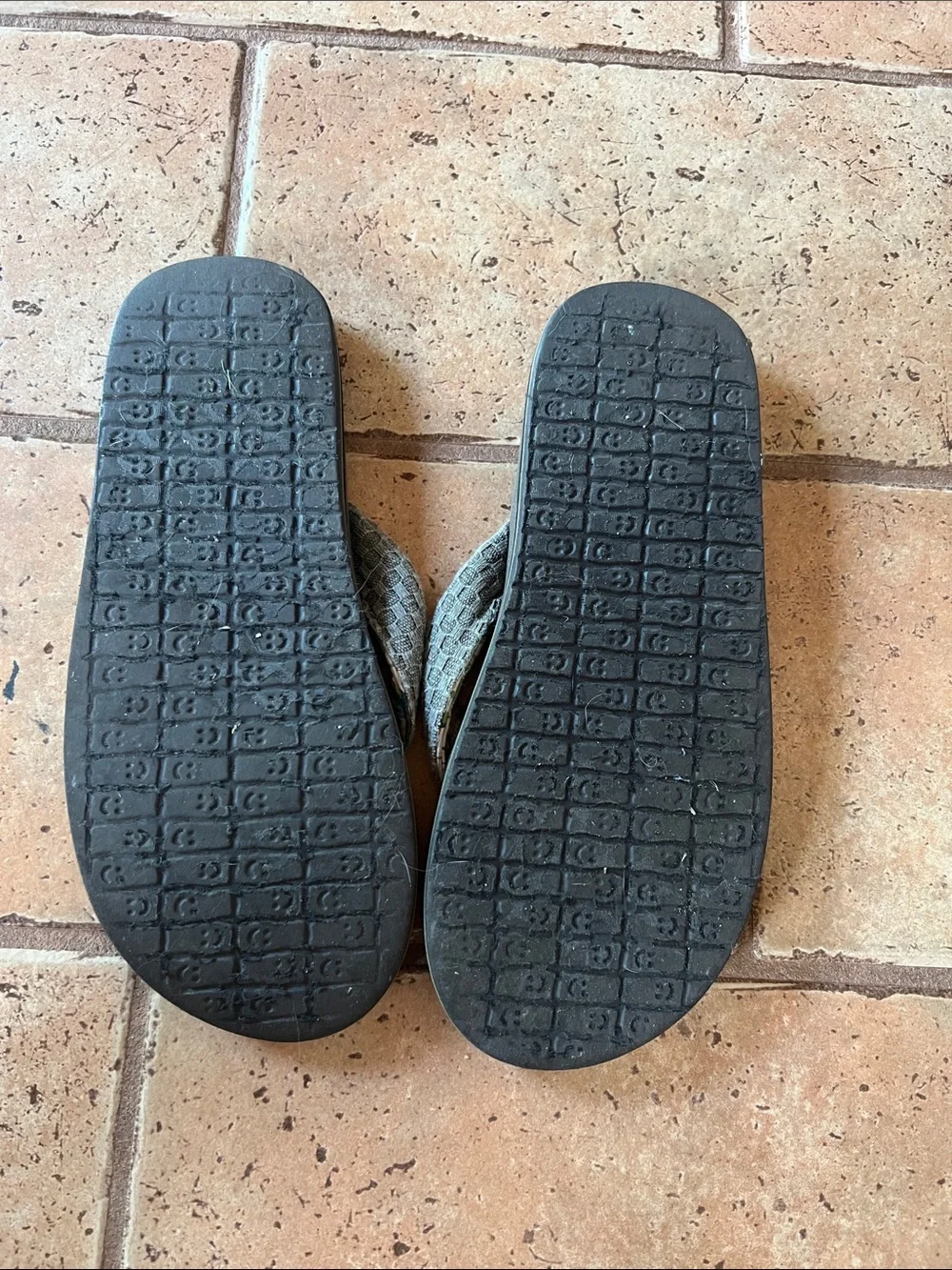 Sanuk Gray Flip Flops with Green Floral Lining